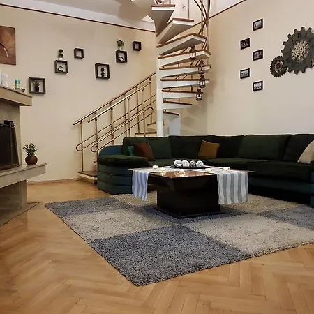 Apartment Penthouse Dondukov